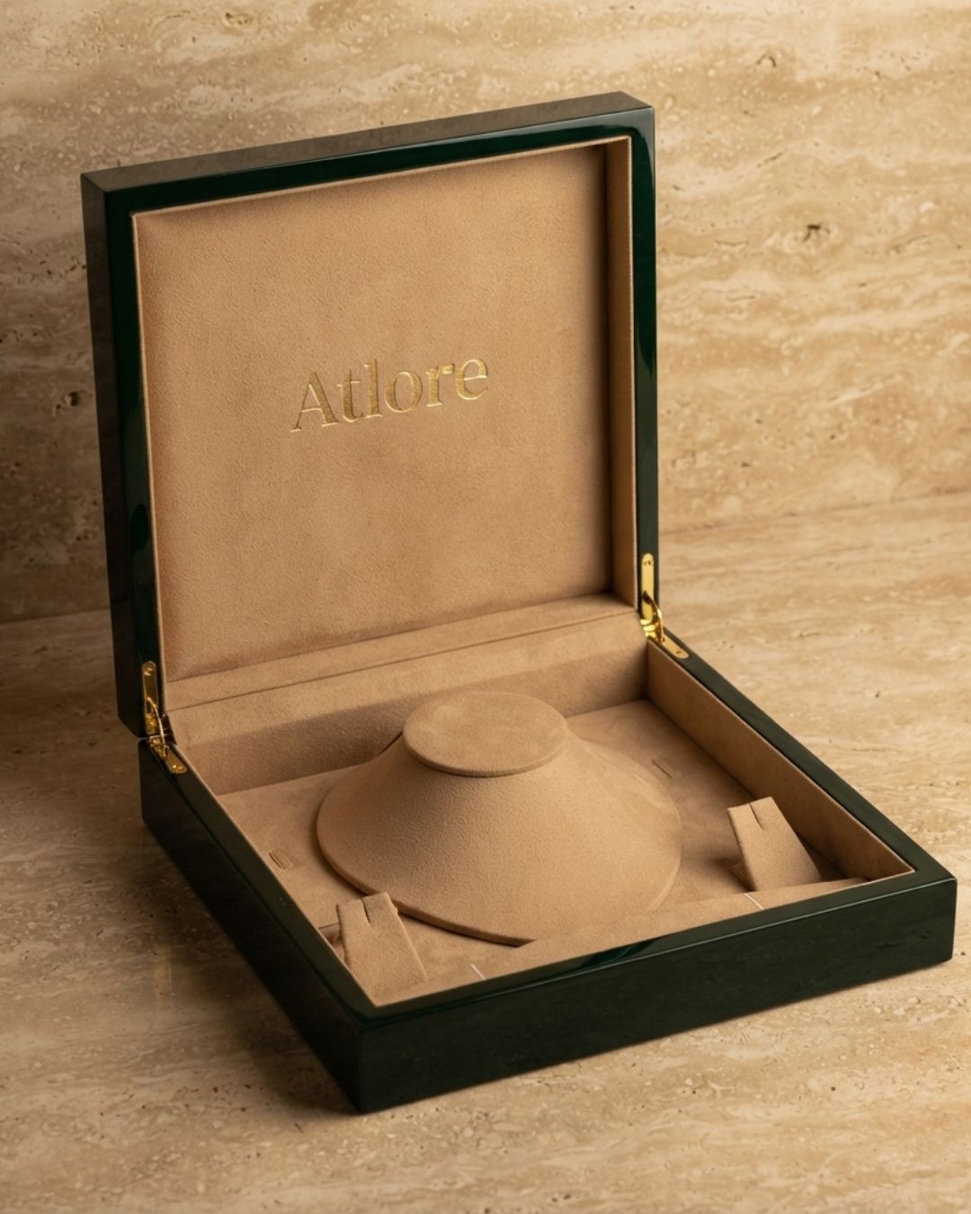 choker jewelry boxes . premium luxury packaging
